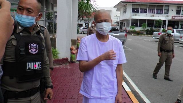 เตรียมฝากขัง "อรหันต์ลวงโลก" ตุ๋นผ้าป่าเงิน-ทองกว่า 10 ล.