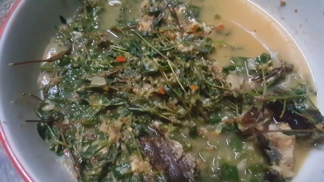 ปลูกผักอีไร-ส่งขายออนไลน์รายได้งาม