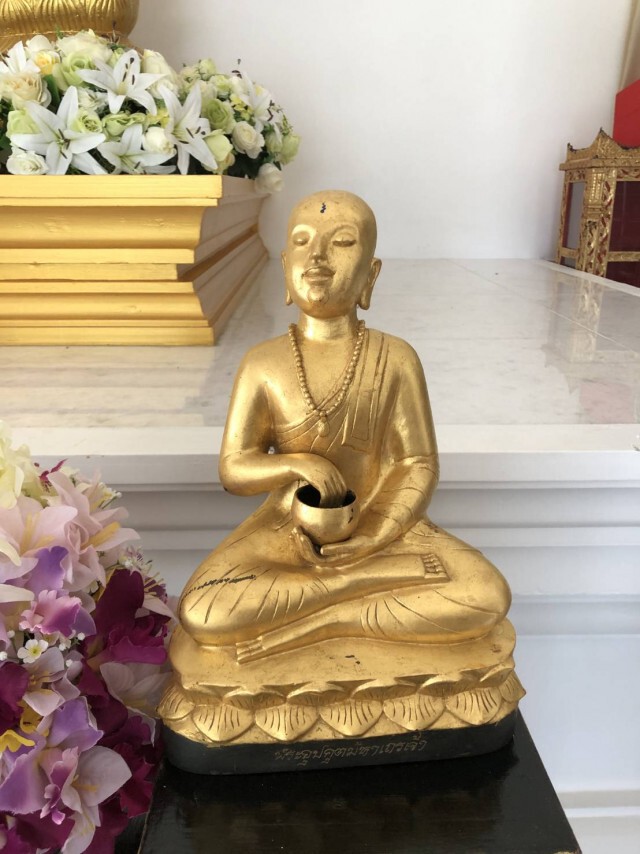รวบหนุ่มแต่งชุดขาวขโมยพระพุทธรูป