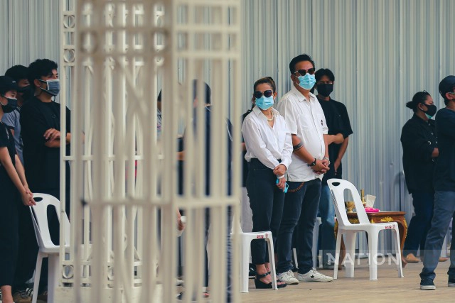 ฌาปนกิจศพ "น้าค่อม" แล้ว ลูกสาวเปิดใจทั้งนำตา ขอบคุณทุกแรงใจ