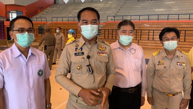 ลงเตียงกระดาษ 50 เตียง รองรับผู้ติดเชื้อโควิดใหม่ แต่สุขภาพดี