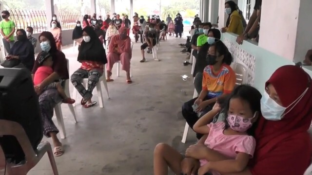 กระบี่รุกตรวจทั้งหมู่บ้าน หลังพบติดเชื้อเพิ่ม 9 คน
