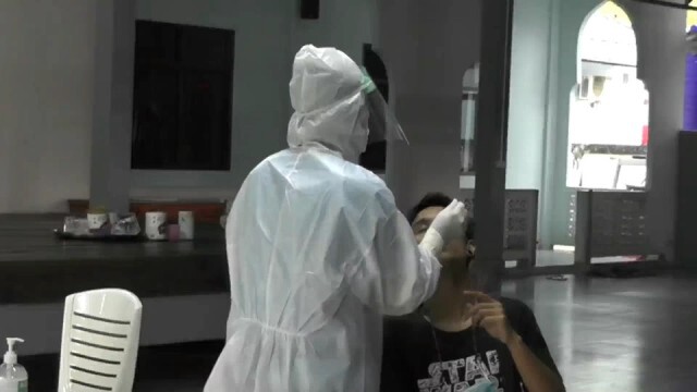 กระบี่รุกตรวจทั้งหมู่บ้าน หลังพบติดเชื้อเพิ่ม 9 คน