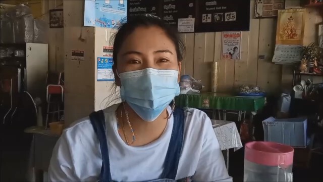 น้ำใจยามโควิด น้องฮอนด้าวัย14 เดินหางานทำช่วยแม่เจ้าของร้านใจดีรับแม่ทำงาน