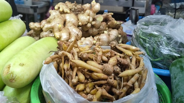 ขิง-กระชาย ราคาไม่พุ่งขึ้นนำไปต้มกินป้องกันโควิด