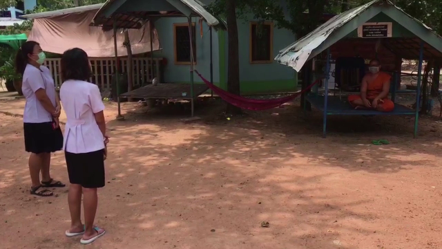 นายอำเภอลงพื้นที่ตรวจกรณีพระมรณภาพจากโควิด