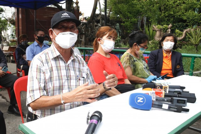 ปธ.ชุมชนคลองเตยยัน "บัตรคิวฉีดวัคซีน" แจกตามระดับความเสี่ยง ไม่มีเล่นพรรคเล่นพวก