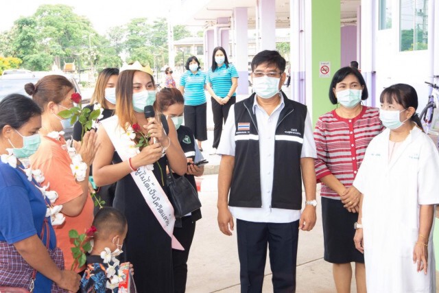 สุดประทับใจ ใส่ชุดสไปเดอร์แมนส่งน้องรักษาหายกลับบ้าน