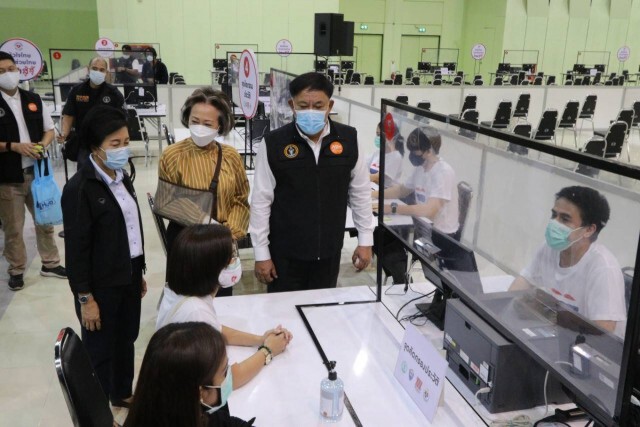 กทม.ร่วมเดอะมอลล์ กรุ๊ปและหอการค้าไทย จัดสถานที่ฉีดวัคซีนต้นแบบ นอกสถานพยาบาล พร้อมให้บริการ 14 พ.ค.