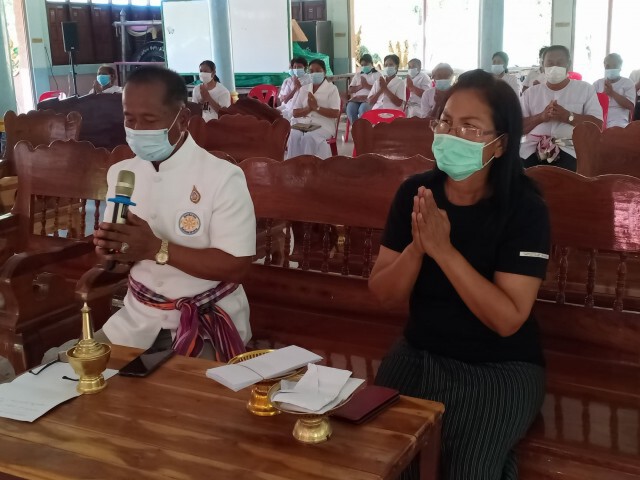 ชาวบ้านประกอบพิธีฌาปนกิจศพนายโควิด19 นางโคโรน่า 2019