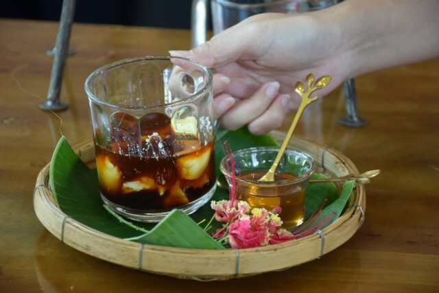 ซิกเนเจอร์!"กาแฟเย็นทุเรียนหลงหลับแล"