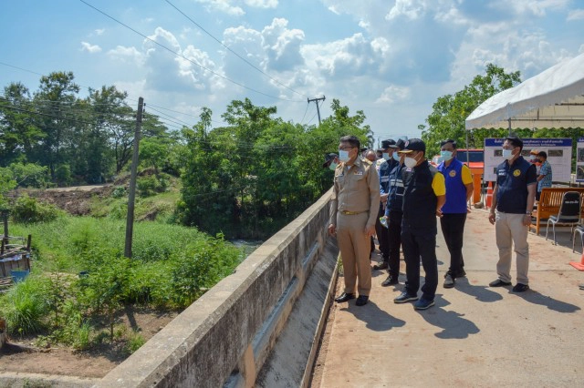 ผู้ว่าฯขอนแก่น เตรียมพร้อมรับมือฝนป้องกันน้ำท่วมเขตเศรษฐกิจ