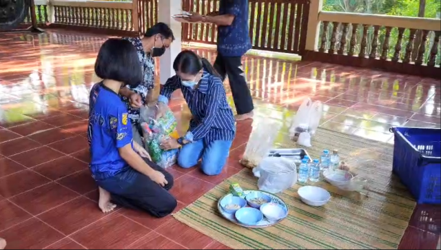 ทำบุญครบรอบ 1 ปี น้องชมพู่ ไร้เงาลุงพล ป้าแต๋น