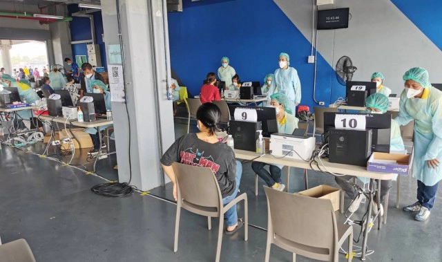 ตื่นตัว ลงทะเบียนฉีดวัคซีนในระบบ BURIRAM IC กว่า 360,000 ราย