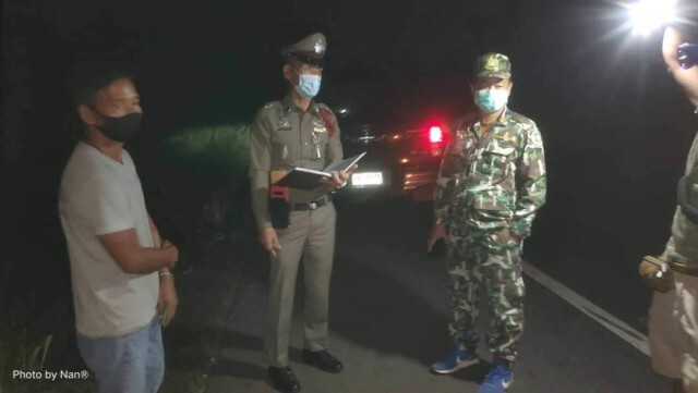 รถบรรทุกสิบล้อพ่วงพุ่งชนช้างป่าดงใหญ่บาดเจ็บ
