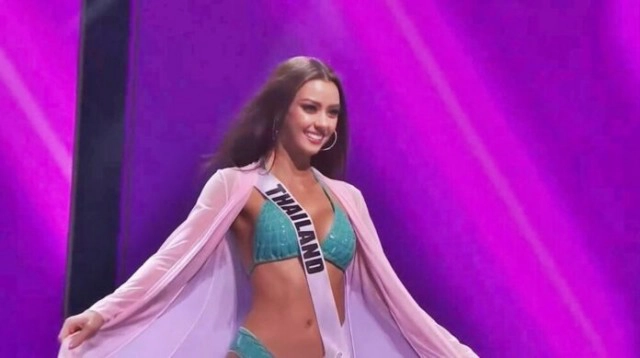 'อแมนด้า' สุดปัง!! อวดหุ่นแซ่บชุดบิกินี่-ราตรี ถูกพูดถึงจนติดเทรนด์