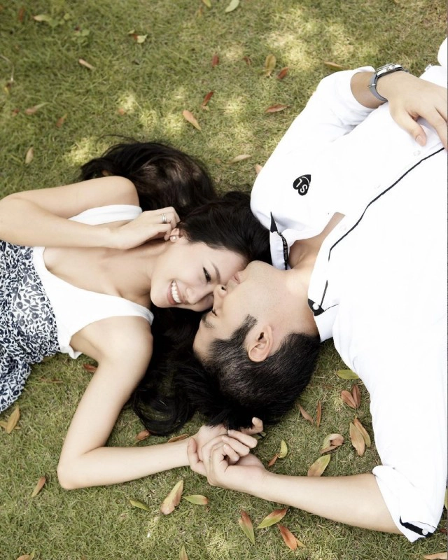 "นุ่น วรนุช" อวดภาพคู่ "ต๊อด" สุดหวาน!! ฉลองครบรอบแต่งงาน 11 ปี