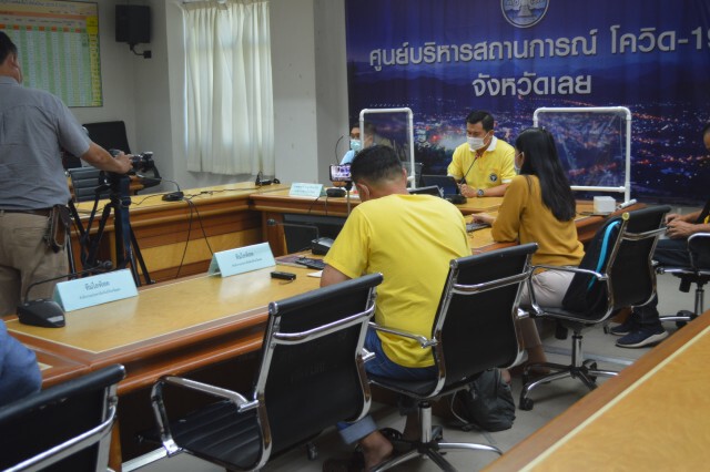 ประชาชนตื่นตัวแห่ลงทะเบียนจองฉีดวัคซีนพุ่ง1.2แสนราย