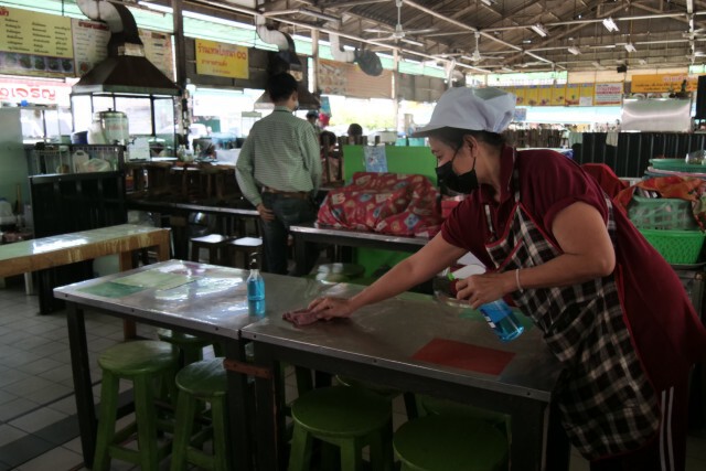 เชียงใหม่ไฟเขียวทานอาหารในร้านได้