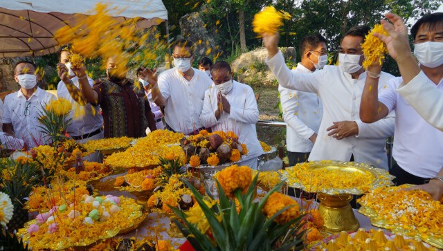 บวงสรวงพุทธชยันตี 2600 ปี ช่วยขจัดโรคร้ายโควิด-19