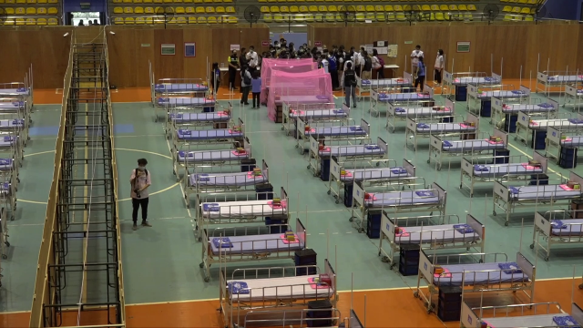 โคราชปิด รพ.สนาม 200 เตียง หลังแนวโน้มผู้ติดเชื้อลดลง