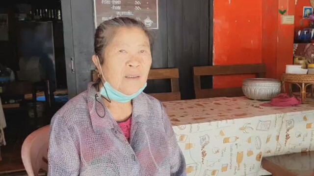 อสม.เคาะประตูบ้านชวนฉีควัคซีนโควิด
