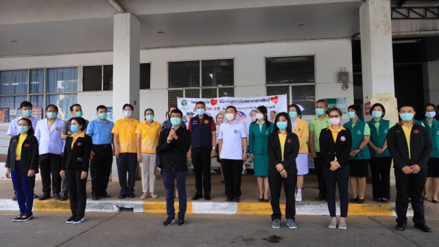 ส่งทีมนักรบชุดขาวเสริมทัพสู้โควิดโรงพยาบาลบุษราคัม กทม.