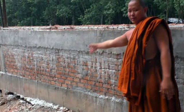 พระโพสต์ถูกช่างเชิดเงินสร้างศาลา 2.2 แสนบาทวอนสื่อช่วยเหลือ