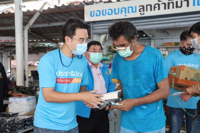 "ปริญญ์" สานต่อนโยบาย "จุรินทร์" เดินหน้าช่วยแก้ปัญหาปากท้องชาวบ้าน