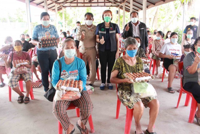 เยียวยาผู้ประสบภัยพายุหัวเดียวถล่มบ้านพังเสียหาย