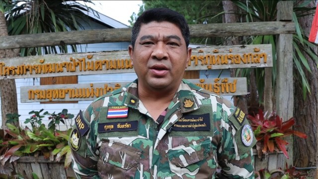 "ภูหินร่องกล้า"เพาะเห็ดภูฐาน-ส่งเสริมอาชีพชาวม้ง