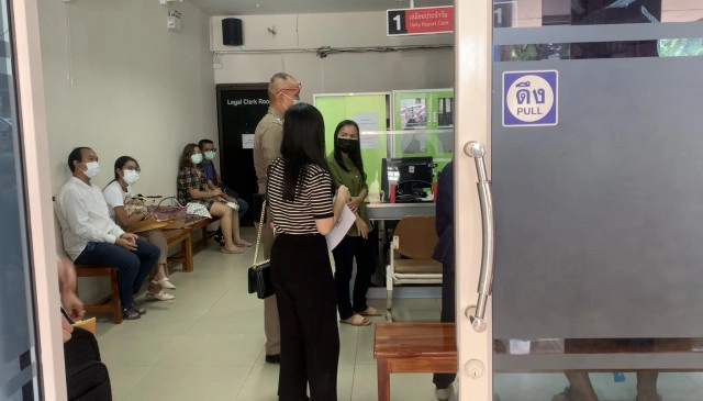 เตรียมออกหมายเรียก "ซ้อปุ๊ก"หลังผู้ค้าลอตเตอรี่รวมตัวแจ้งความโกงสลากกินแบ่ง