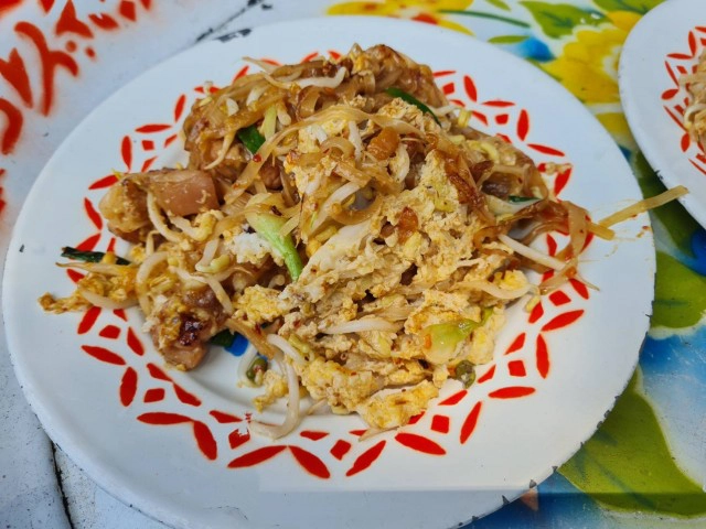 ชวนชิมอาหารขึ้นชื่อเมืองย่าโม "ป้าอ้อมขั่วหมี่โคราช" ต้นตำรับ  30 ปี