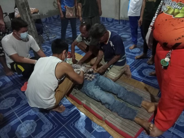 หลานฉุนปู่ดุด่าเสพยาใช้มีดฟันปู่ดับ
