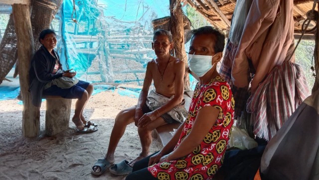 รอดหวุดหวิด คุณตาชาวบัวใหญ่ถูกฟ้าฝ่าขณะต้อนวัวเข้าคอก