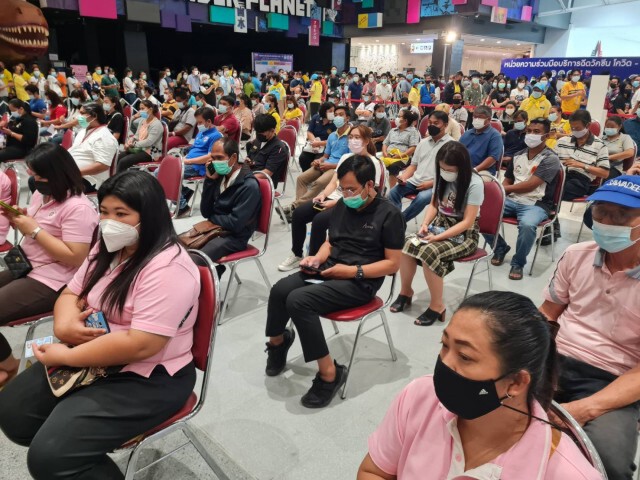 โคราชเริ่มฉีดวัคซีนให้กับกลุ่มผู้สูงอายุ-7โรคเรื้อรังวันแรก