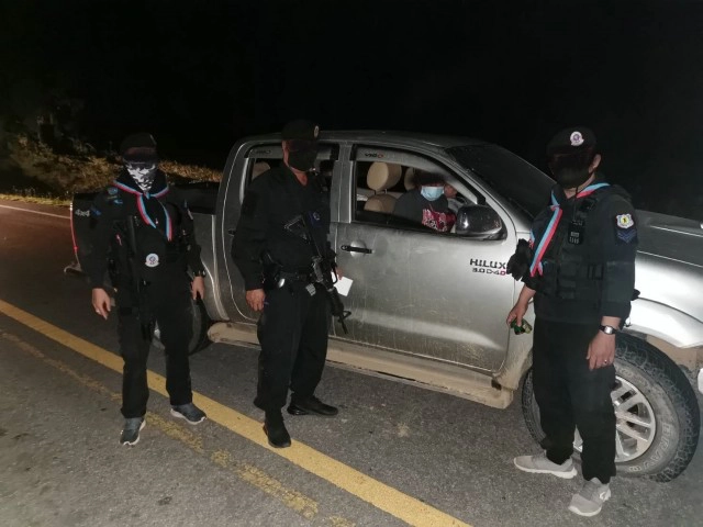 ทหารพรานที่36ส่งกำลังพลเฝ้าระวังชายแดน