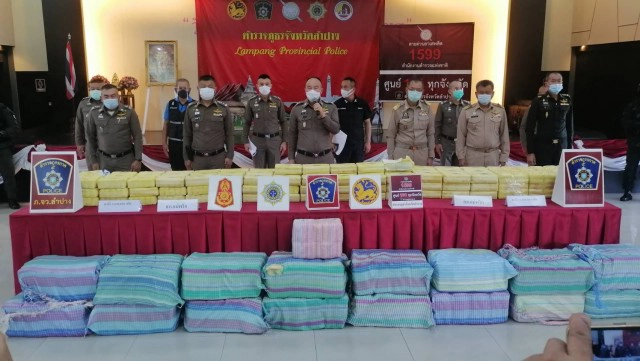 จับแก๊งชาวเขาขนยาบ้า5ล้านเม็ด