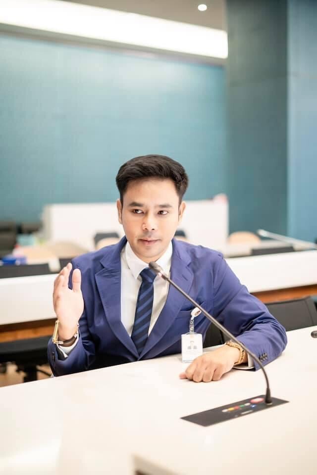 'เอ็ม ธวเดช' จี้ ผู้ว่า ขรก. สงขลา เลิกเกรงใจ นักการเมือง'