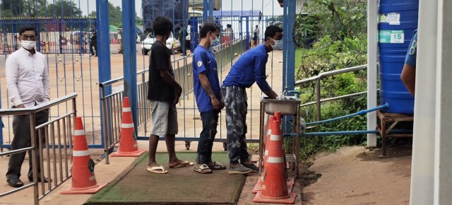 จนท.ตรวจเข้มโควิด19ชายแดนไทยเขมรด่านถาวรช่องสะงำ