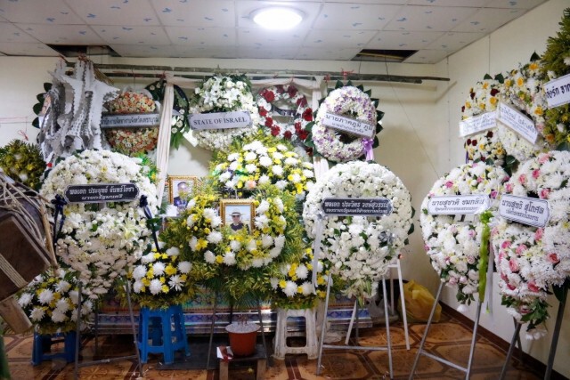 นายกรัฐมนตรี ส่งพวงหรีดเคารพศพ แรงงานไทยเหยื่อสงคราอิสราเอล