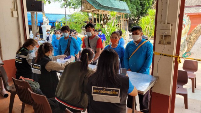 สนธิกำลัง ตรวจ3แคมป์ต่างด้าวป้องกันโควิด