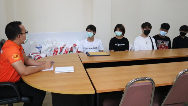 เยาวชนโคราชขอคืนทางเท้าผลกระทบจากโครงการสายไฟลงดิน