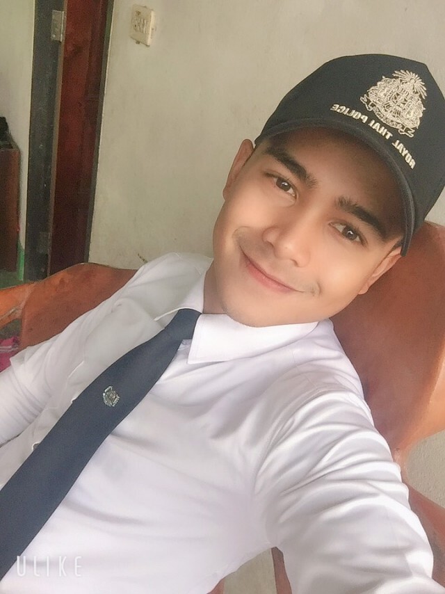 ไม่รอด! เด้ง "ยิว" แฟน "เจนนี่" ปมไลฟ์ ตร.ทำงานที่บ้าน