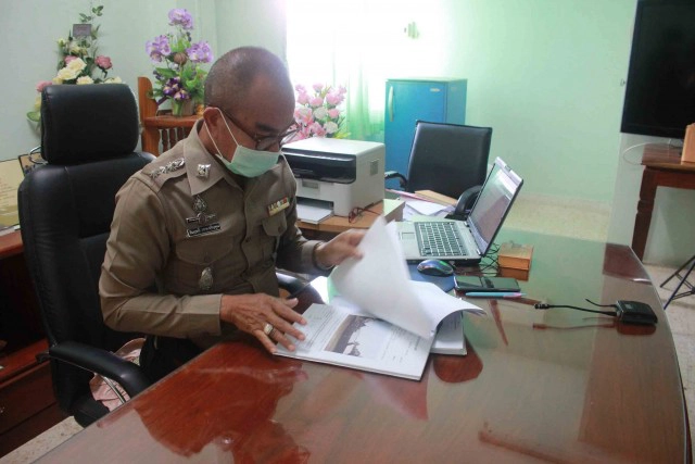 เจ้าของร้านคาราโอเกะยันไม่ได้ทำร้ายร่างกายลูกค้า