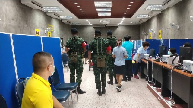 เดินหน้าฉีดวัคซีน 2 วันคึกคักตั้งแต่เช้ายันค่ำ