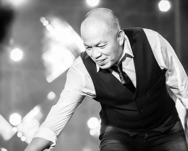 คิดถึงพ่อแทบขาดใจ "ไอซ์" โพสต์ถึง "น้าค่อม" ครบรอบ 1 เดือนการจากไปของชายผู้เป็นตำนานตลกไทย