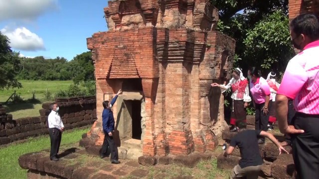 เตรียมหารือกรมศิลป์ขอทับหลังของจริงกลับคืนปราสาทหนองหงส์