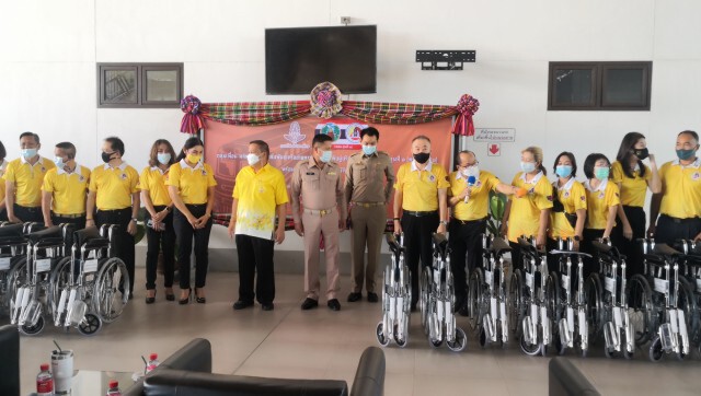 มอบวีลแชร์ให้สถานีรถไฟบริการผู้ป่วยผู้พิการ