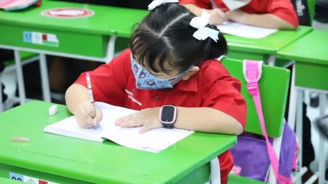 หมอ รพ.มหาราช แนะผู้ปกครองฉีดวัคซีนก่อนเปิดเทอม